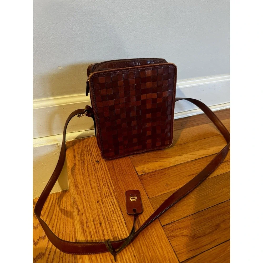 Vintage Etienne Aigner Checkerboard Weave Leather Crossbody Purse Brown Boxy Bag